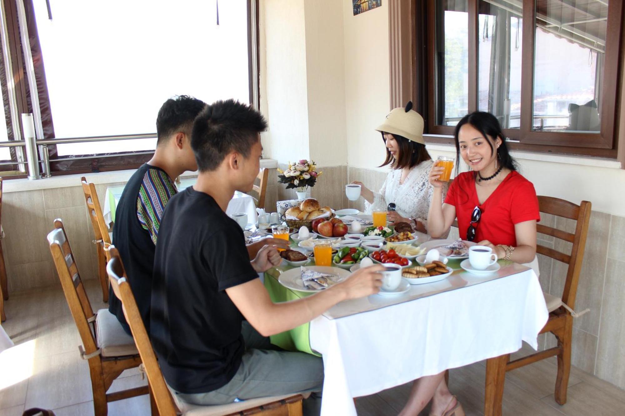 เซเลนา โฮเทล Hotel Selcuk ภายนอก รูปภาพ