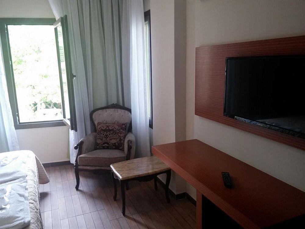 เซเลนา โฮเทล Hotel Selcuk ภายนอก รูปภาพ