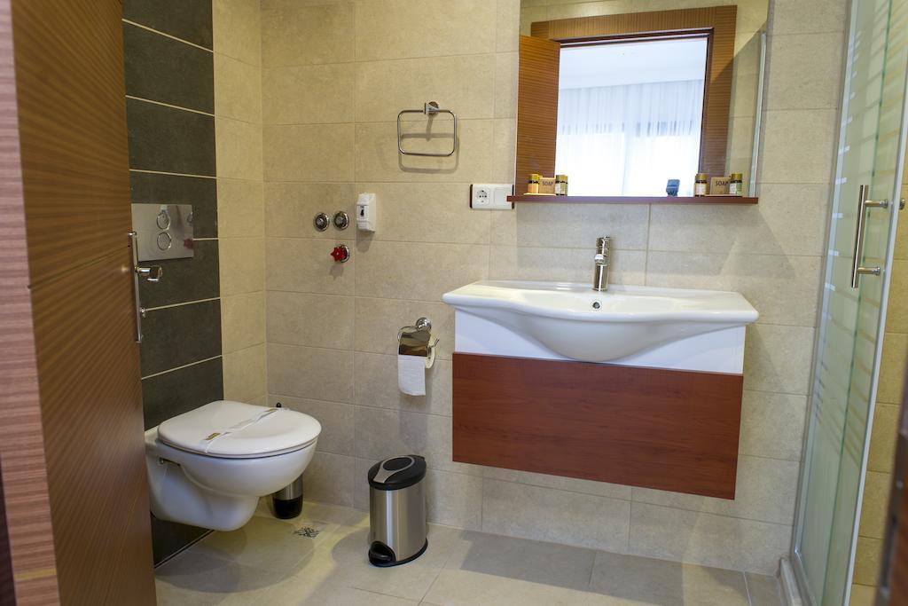 เซเลนา โฮเทล Hotel Selcuk ภายนอก รูปภาพ