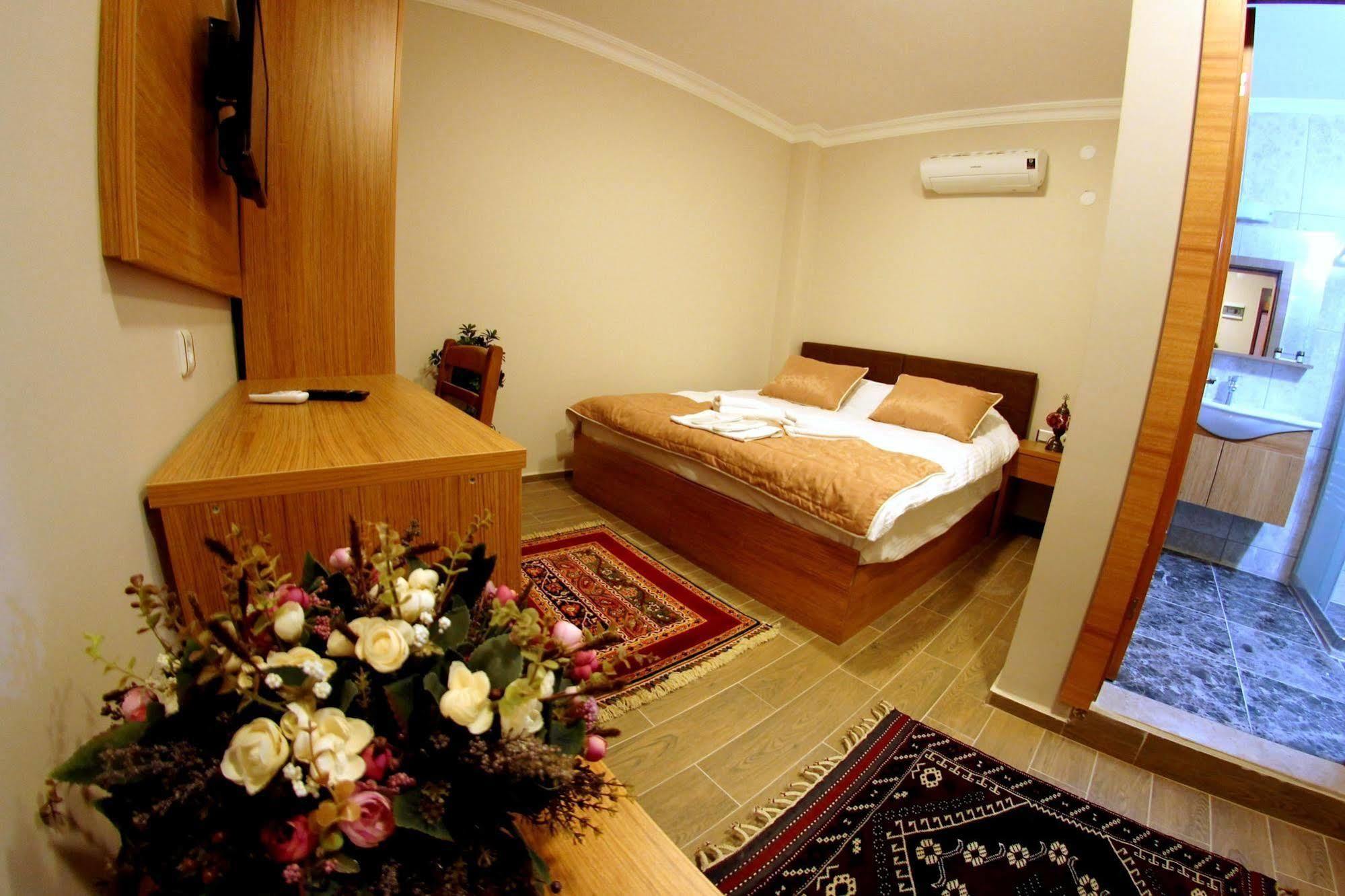 เซเลนา โฮเทล Hotel Selcuk ภายนอก รูปภาพ