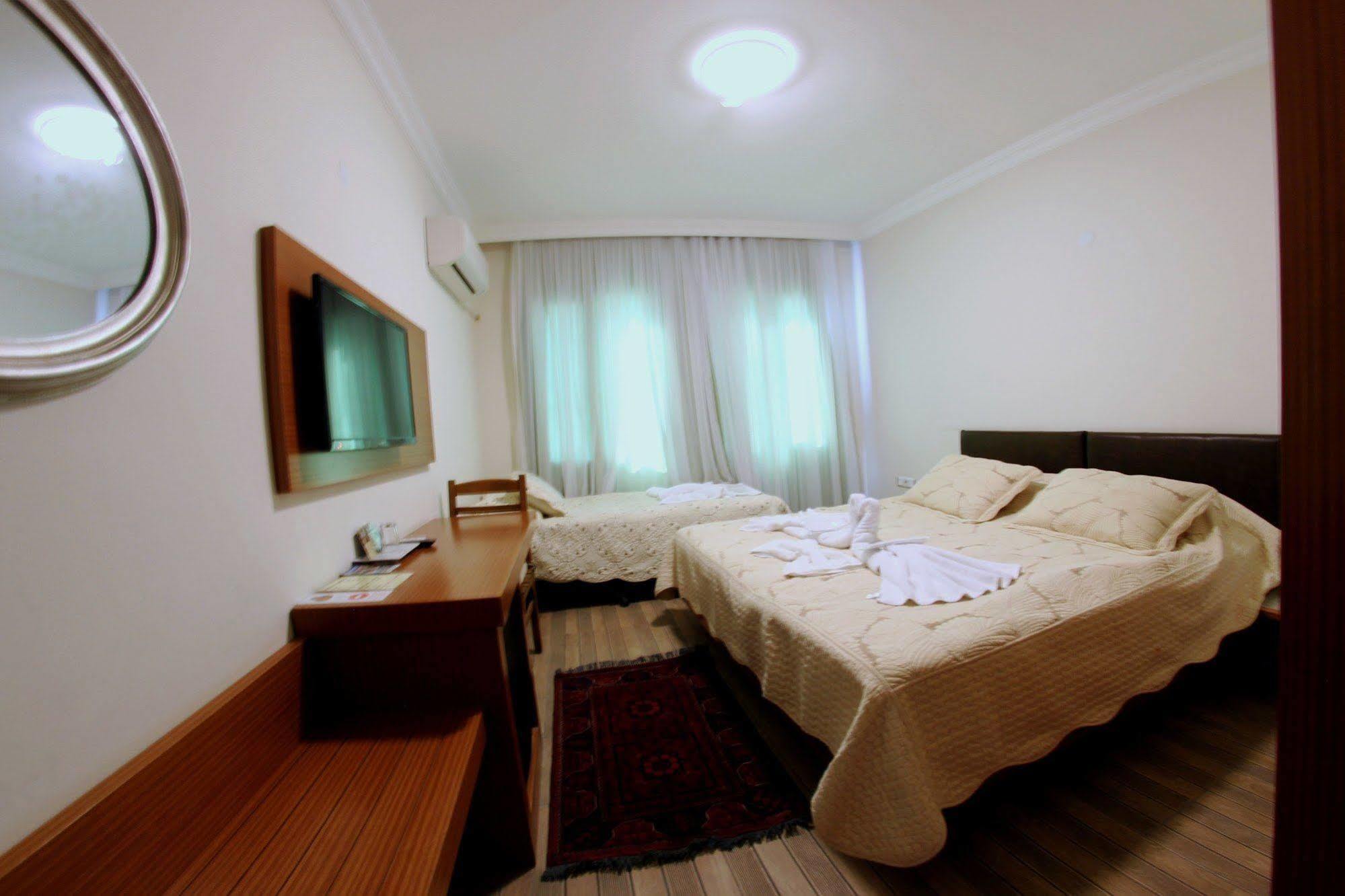 เซเลนา โฮเทล Hotel Selcuk ภายนอก รูปภาพ