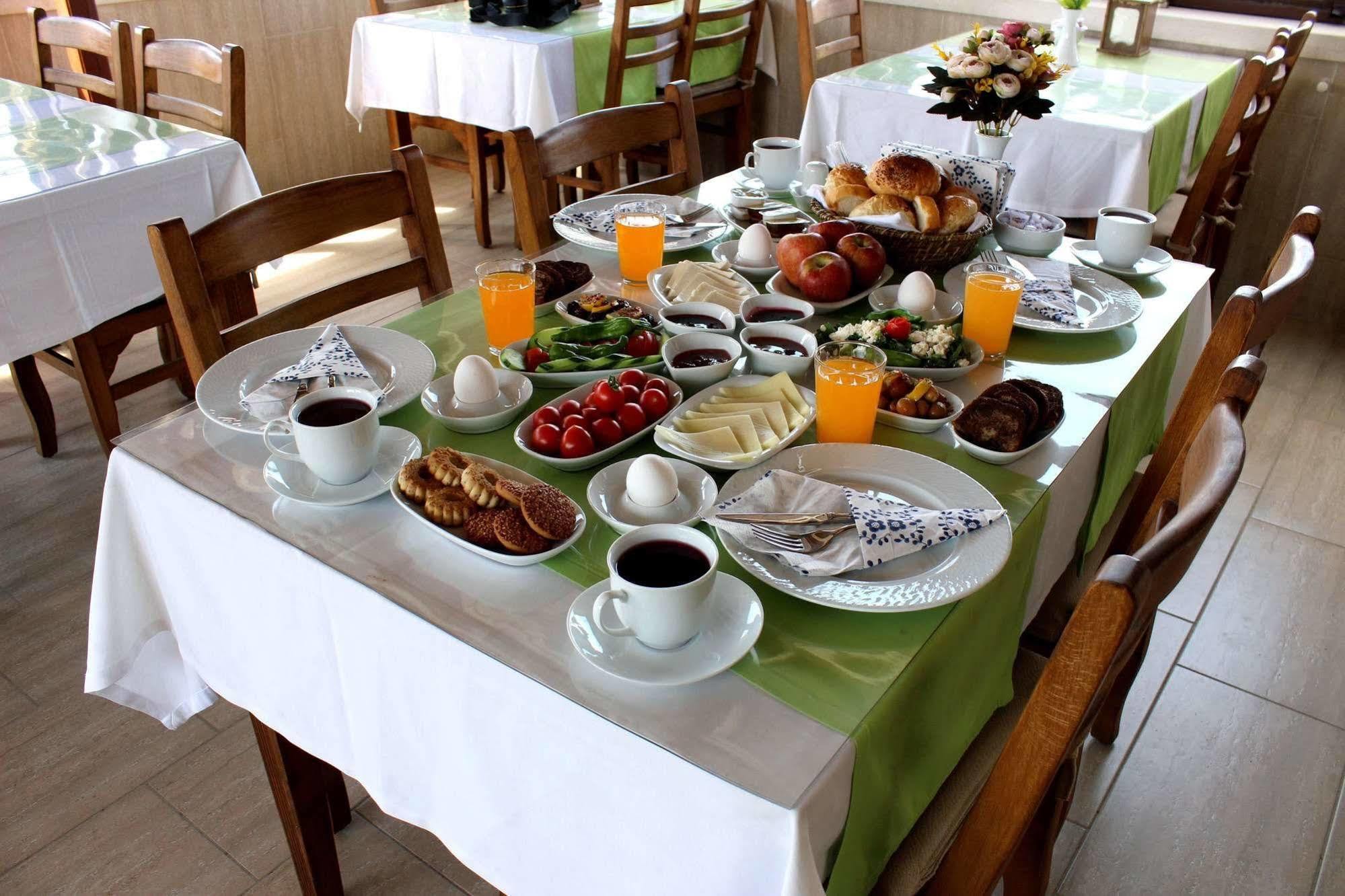เซเลนา โฮเทล Hotel Selcuk ภายนอก รูปภาพ