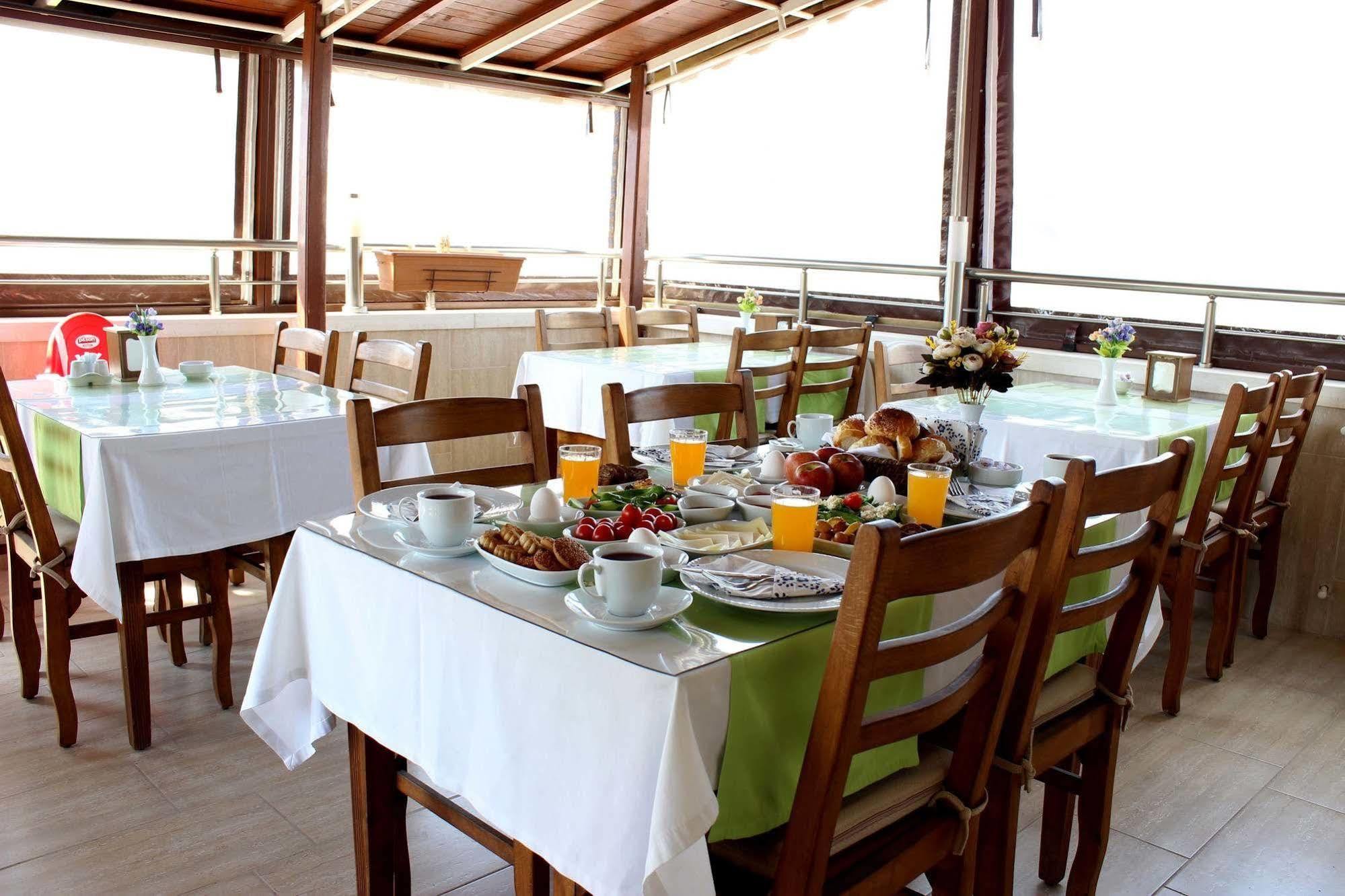 เซเลนา โฮเทล Hotel Selcuk ภายนอก รูปภาพ